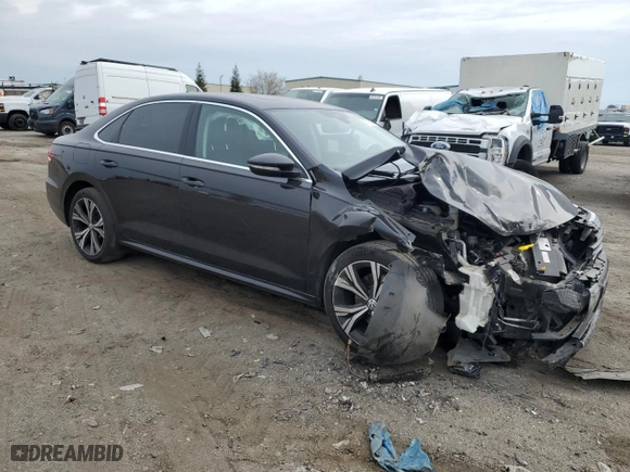 2022 Volkswagen Passat 2.0T SE with VIN 1VWSA7A39NC000413, listed as a Copart auction lot 47792405 with 51,677 mi miles and Salvage Title. Bid and sale history available at carsss.com. Image 4.