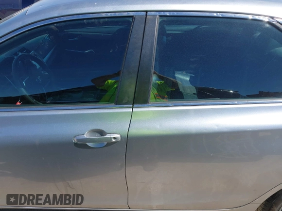 2017 Toyota Camry XLE with VIN 4T1BF1FK5HU454492, listed as a IAAI auction lot 41808489 with 123,601 mi miles and . Bid and sale history available at DreamBid. Image 14.