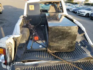 1999 Ford Ranger XL with VIN 1FTYR10V8XUB05186, listed as a Copart auction lot 84733784 with 252,631 mi miles and Non Repairable. Bid and sale history available at carsss.com. Image 10.