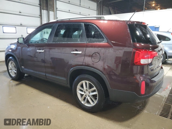 2015 Kia Sorento LX with VIN 5XYKTDA66FG616587, listed as a Copart auction lot 50410775 with 181,900 mi miles and Clean Title. Bid and sale history available at DreamBid. Image 2.