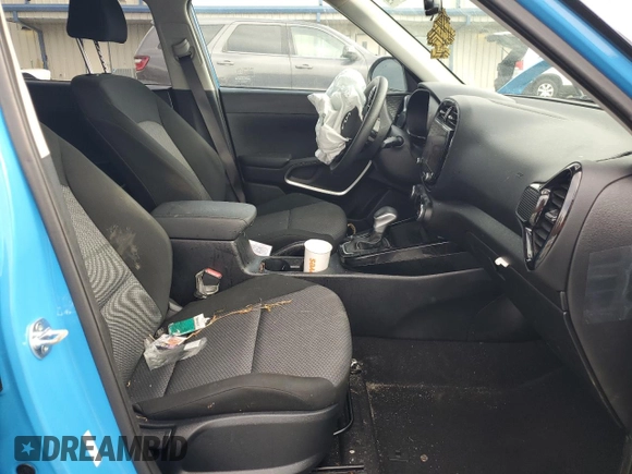2024 Kia Soul S with VIN KNDJ23AU7R7229720, listed as a Copart auction lot 82536444 with 13,677 mi miles and Salvage Title. Bid and sale history available at DreamBid. Image 7.