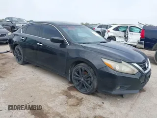 2017 Nissan Altima SR with VIN 1N4AL3AP2HN360514, listed as a IAAI auction lot 41946864 with 163,937 mi miles and . Bid and sale history available at carsss.com. Image 1.