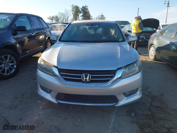 2015 Honda Accord Sedan EX-L with VIN 1HGCR2F86FA104086, listed as a IAAI auction lot 41395174 with 199,287 mi miles. Bid and sale history available at carsss.com. Image 12.