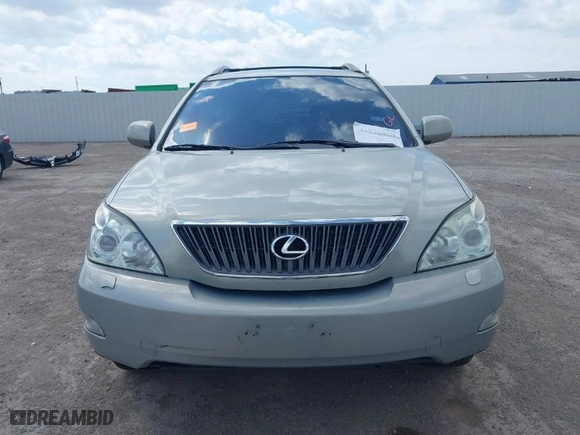 2007 Lexus RX 350 with VIN JTJHK31U472027603, listed as a IAAI auction lot 41776969 with 104,584 mi miles. Bid and sale history available at carsss.com. Image 12.