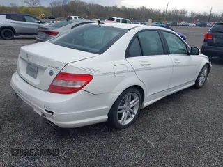 2009 Mercedes-Benz C-Class 3.0L Sport with VIN WDDGF81X89R062476, listed as a IAAI auction lot 42025911 with 155,912 mi miles. Bid and sale history available at carsss.com. Image 4.