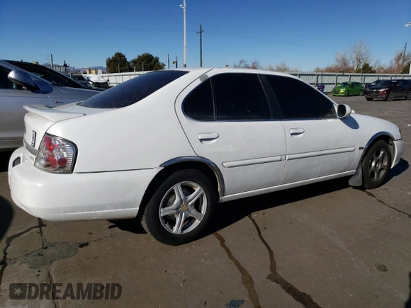 2001 Nissan Altima GXE with VIN 1N4DL01D11C107199, listed as a Copart auction lot 88681065 with 155,562 mi miles and Salvage Title. Bid and sale history available at carsss.com. Image 3.