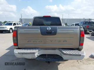 2004 Nissan Frontier XE z VIN 1N6ED29X04C467975, wystawiony jako IAAI lot #42168457 z przebiegiem 171 354 mil mil oraz . Historia ofert i sprzedaży dostępna na DreamBid. Obrazek 16.