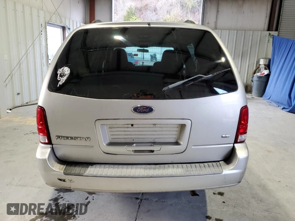 2004 Ford Freestar SE z VIN 2FMZA51634BA72234, wystawiony jako Copart lot #85695414 z przebiegiem Nie podano mil oraz Szkoda całkowita • Salvage title. Historia ofert i sprzedaży dostępna na DreamBid. Obrazek 6.