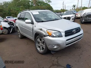 2008 Toyota RAV4 Sport с VIN JTMZK32V685016181, выставлен на аукционе IAAI как лот 42194844 с пробегом 43 521 миль миль и . История ставок и продаж доступна на DreamBid. Изображение 1.
