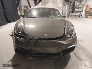 2025 Porsche 718 Boxster with VIN WP0CA2A89SK212378, listed as a IAAI auction lot 41560239 with 735 mi miles. Bid and sale history available at carsss.com. Image 12.