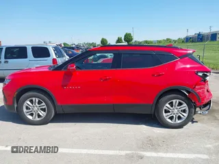 2020 Chevrolet Blazer LT z VIN 3GNKBCRS0LS573140, wystawiony jako IAAI lot #42218783 z przebiegiem 39 840 mil mil oraz . Historia ofert i sprzedaży dostępna na DreamBid. Obrazek 14.