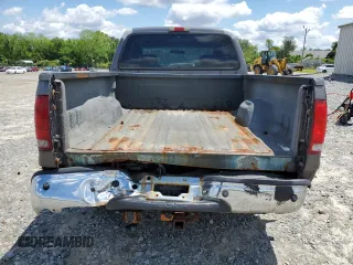 2004 Ford Super Duty F-250 XL with VIN 1FTNX20L24EB98046, listed as a Copart auction lot 51931954 with 267,436 mi miles and Salvage Title. Bid and sale history available at carsss.com. Image 6.