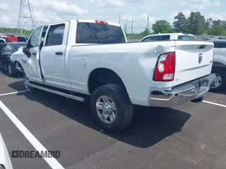 2018 Ram 2500 Tradesman with VIN 3C6UR5CJ6JG276003, listed as a IAAI auction lot 42128023 with 41,113 mi miles and . Bid and sale history available at DreamBid. Image 3.