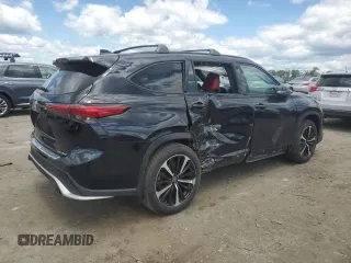 2022 Toyota Highlander XSE with VIN 5TDJZRBH5NS165192, listed as a Copart auction lot 58150465 with 47,138 mi miles and Salvage title. Bid and sale history available at DreamBid. Image 3.