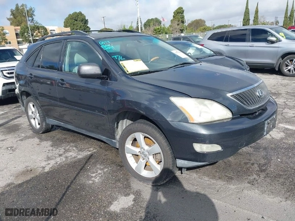 2005 Lexus RX 330 with VIN 2T2GA31U35C032139, listed as a IAAI auction lot 41579595 with 207,413 mi miles. Bid and sale history available at carsss.com. Image 1.