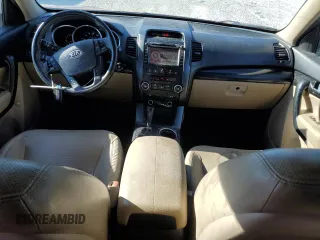 2011 Kia Sorento EX with VIN 5XYKU4A29BG029482, listed as a Copart auction lot 49680355 with 233,580 mi miles and Salvage Title. Bid and sale history available at carsss.com. Image 8.
