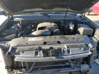 2007 GMC Yukon SLE w/3SA with VIN 1GKFC13C97J311870, listed as a Copart auction lot 44652555 with 142,104 mi miles and Salvage Title. Bid and sale history available at carsss.com. Image 12.