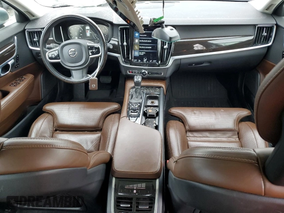 2018 Volvo V90 Inscription z VIN YV1102GL2J1044703, wystawiony jako Copart lot #74672994 z przebiegiem 94 469 mil mil oraz Szkoda całkowita • Salvage title. Historia ofert i sprzedaży dostępna na DreamBid. Obrazek 8.