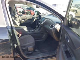 2021 Chevrolet Equinox LT with VIN 2GNAXUEV6M6139257, listed as a IAAI auction lot 41329157 with 100,429 mi miles. Bid and sale history available at carsss.com. Image 5.