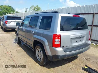 2016 Jeep Patriot Sport with VIN 1C4NJPBA8GD715693, listed as a IAAI auction lot 42526260 with 63,670 mi miles and . Bid and sale history available at DreamBid. Image 3.