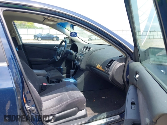 2007 Nissan Altima S with VIN 1N4AL21E47C232424, listed as a IAAI auction lot 42234126 with 184,828 mi miles and . Bid and sale history available at DreamBid. Image 5.