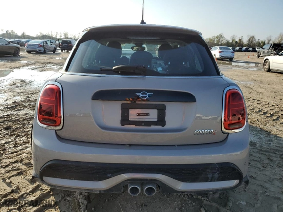 2024 MINI Hardtop 4 Door Cooper S with VIN WMW53DK08R2V04053, listed as a Copart auction lot 87032704 with 20,394 mi miles and Salvage Title. Bid and sale history available at carsss.com. Image 6.
