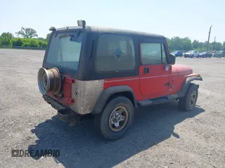 1995 Jeep Wrangler S z VIN 1J4FY19P9SP321158, wystawiony jako IAAI lot #42320918 z przebiegiem 189 918 mil mil oraz . Historia ofert i sprzedaży dostępna na DreamBid. Obrazek 4.