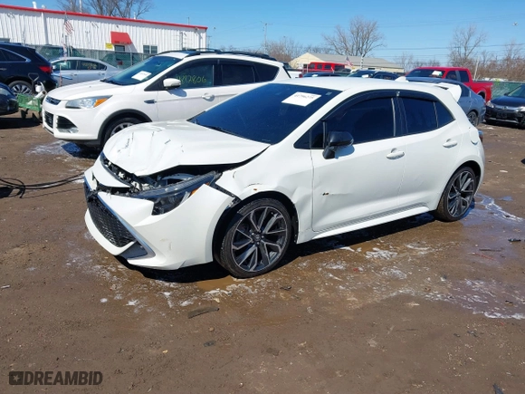 2019 Toyota Corolla Hatchback SE with VIN JTNK4RBE1K3030695, listed as a IAAI auction lot 41796275 with 92,746 mi miles. Bid and sale history available at carsss.com. Image 17.