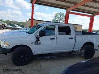 2018 Ram 2500 Tradesman with VIN 3C6UR5CL0JG121853, listed as a IAAI auction lot 41698434 with 61,443 mi miles. Bid and sale history available at carsss.com. Image 15.