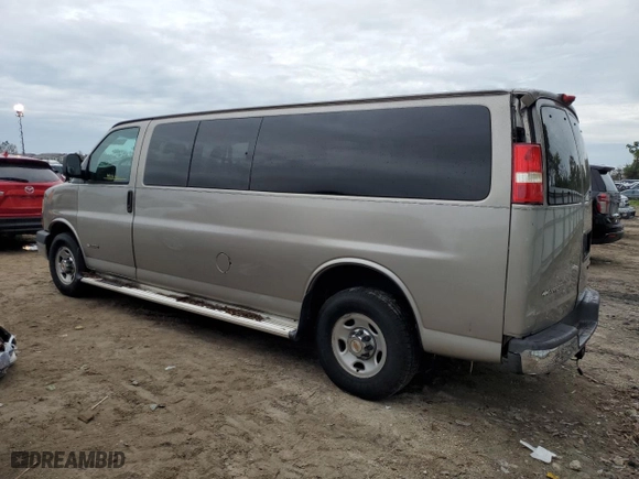 2004 Chevrolet Express Passenger with VIN 1GAHG39U241125628, listed as a Copart auction lot 74608164 with 0 mi miles and Salvage Title. Bid and sale history available at carsss.com. Image 2.