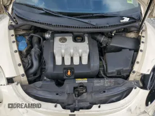 2006 Volkswagen Beetle with VIN 3VWSR31C56M422745, listed as a Copart auction lot 57027055 with 256,916 mi miles and Salvage title. Bid and sale history available at DreamBid. Image 11.