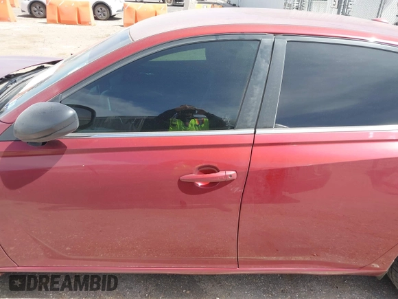 2020 Nissan Altima SR z VIN 1N4BL4CV0LC181382, wystawiony jako IAAI lot #41594261 z przebiegiem 60 144 mil mil oraz . Historia ofert i sprzedaży dostępna na DreamBid. Obrazek 14.