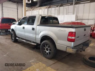 2005 Ford F-150 XLT with VIN 1FTPW14535FB22767, listed as a IAAI auction lot 41880025 with 1 mi miles. Bid and sale history available at carsss.com. Image 3.