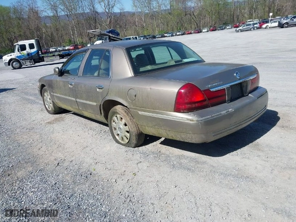 2004 Mercury Grand Marquis LS Premium with VIN 2MEFM75W44X656311, listed as a IAAI auction lot 41998194 with 289,710 mi miles. Bid and sale history available at carsss.com. Image 3.