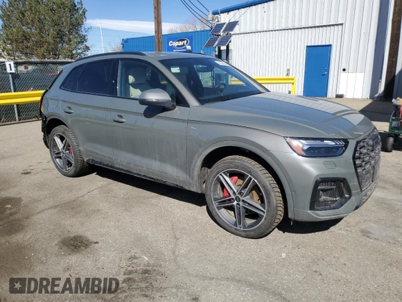 2025 Audi Q5 S line Prestige with VIN WA1F2AFY5S2040003, listed as a Copart auction lot 47780085 with 1,549 mi miles and Salvage Title. Bid and sale history available at carsss.com. Image 4.