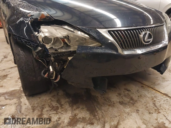 2009 Lexus IS 250 z VIN JTHCK262092031809, wystawiony jako IAAI lot #41993592 z przebiegiem 224 205 mil mil oraz . Historia ofert i sprzedaży dostępna na DreamBid. Obrazek 6.