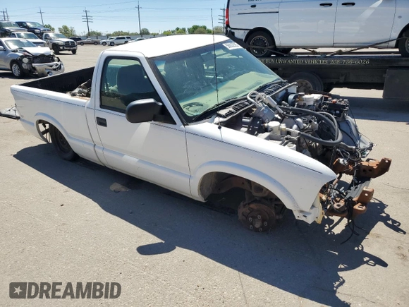 2002 GMC Sonoma SL z VIN 1GTCS145928258587, wystawiony jako Copart lot #56032085 z przebiegiem Nie podano mil oraz Tytuł czysty. Historia ofert i sprzedaży dostępna na DreamBid. Obrazek 4.
