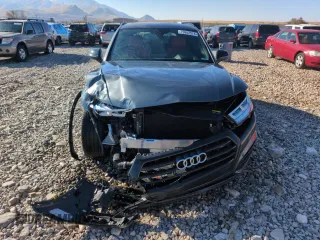 2020 Audi SQ5 Prestige with VIN WA1C4AFY0L2110022, listed as a Copart auction lot 79882574 with 6,063 mi miles and Salvage Title. Bid and sale history available at DreamBid. Image 5.