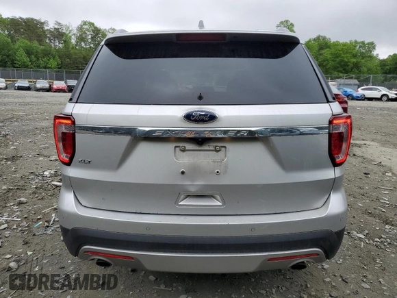 2017 Ford Explorer XLT with VIN 1FM5K7D81HGE13097, listed as a Copart auction lot 55858215 with 98,032 mi miles and Salvage title. Bid and sale history available at DreamBid. Image 6.
