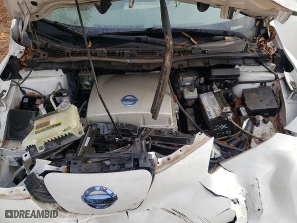2015 Nissan LEAF S with VIN 1N4AZ0CP4FC321636, listed as a Copart auction lot 85276834 with NaN miles and Salvage Title. Bid and sale history available at carsss.com. Image 12.