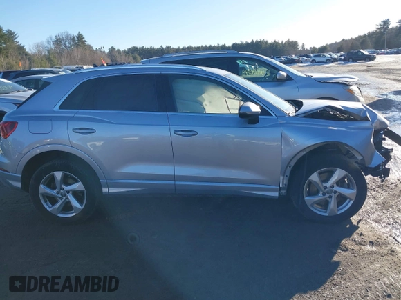2019 Audi Q3 Premium with VIN WA1AECF3XK1069696, listed as a IAAI auction lot 41698906 with 29,713 mi miles and . Bid and sale history available at DreamBid. Image 12.