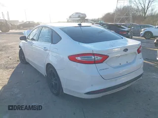 2013 Ford Fusion SE with VIN 3FA6P0H78DR132457, listed as a IAAI auction lot 41381922 with 165,721 mi miles. Bid and sale history available at carsss.com. Image 3.