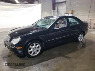 2003 Mercedes-Benz C 240 z VIN WDBRF81J23F370894, wystawiony jako Copart lot #41789815 z przebiegiem 150 855 mil mil oraz Czysty tytuł • Clean title. Historia ofert i sprzedaży dostępna na DreamBid. Obrazek 1.
