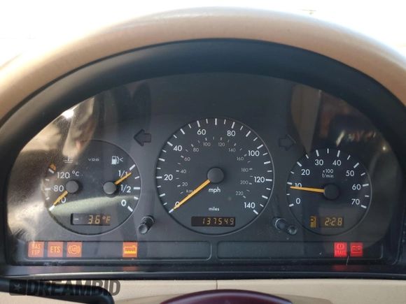 2001 Mercedes-Benz M-Class with VIN 4JGAB54E61A232157, listed as a Copart auction lot 53482584 with 137,549 mi miles and Salvage Title. Bid and sale history available at carsss.com. Image 9.