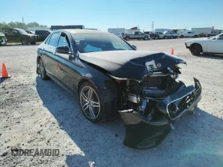 2018 Mercedes-Benz E-Class E 300 with VIN WDDZF4JB0JA381136, listed as a Copart auction lot 61482482 with 46,512 mi miles. Bid and sale history available at carsss.com. Image 1.