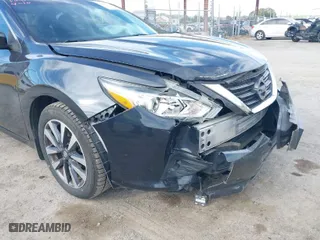 2017 Nissan Altima 2.5 SV with VIN 1N4AL3AP3HC298133, listed as a IAAI auction lot 42014798 with 73,434 mi miles. Bid and sale history available at carsss.com. Image 6.