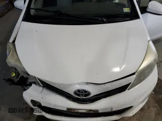 2013 Toyota Yaris L with VIN JTDJTUD33DD542733, listed as a Copart auction lot 80464604 with 290,558 mi miles and Clean Title. Bid and sale history available at carsss.com. Image 11.