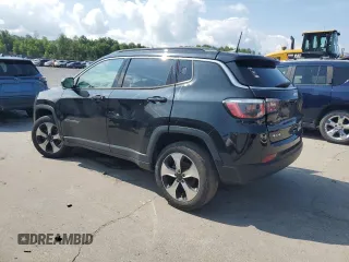 2019 Jeep Compass Latitude z VIN 3C4NJDBB5KT713992, wystawiony jako Copart lot #64503495 z przebiegiem 99 097 mil mil oraz Szkoda całkowita • Salvage title. Historia ofert i sprzedaży dostępna na DreamBid. Obrazek 2.
