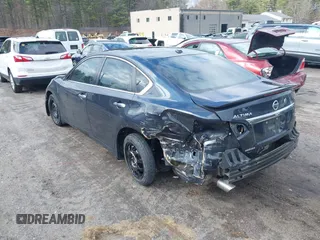 2017 Nissan Altima SV with VIN 1N4AL3AP7HC179145, listed as a IAAI auction lot 41852949 with 101,124 mi miles and . Bid and sale history available at DreamBid. Image 3.