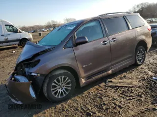 2018 Toyota Sienna XLE Auto Access Seat с VIN 5TDYZ3DC5JS961397, выставлен на аукционе Copart как лот 53077495 с пробегом 46 828 миль миль и Списание • Salvage title. История ставок и продаж доступна на DreamBid. Изображение 1.